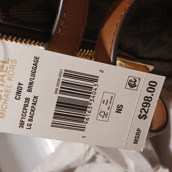 Michael Kors lg backpack - Picture 8 of 8